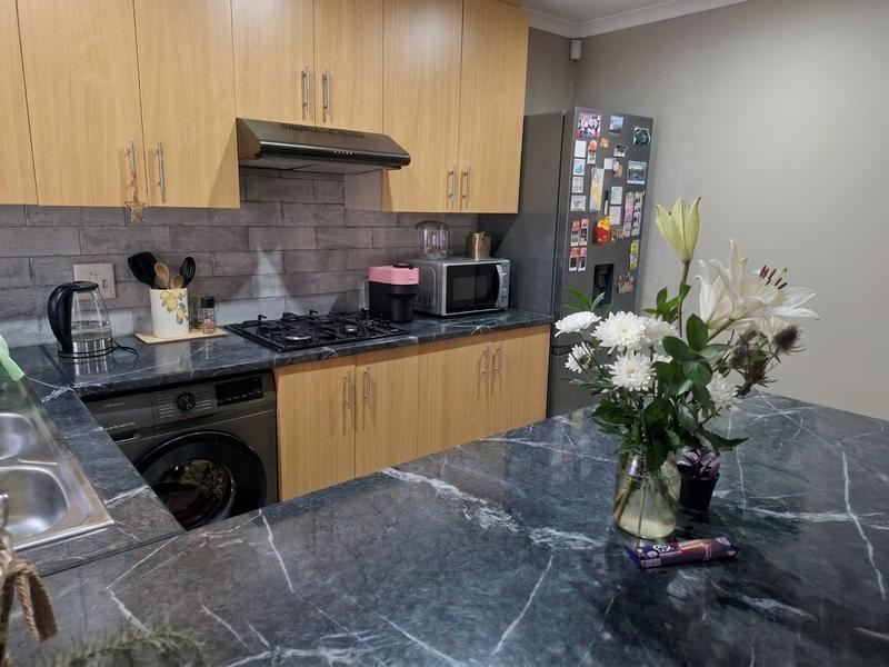 To Let 1 Bedroom Property for Rent in Parow North Western Cape